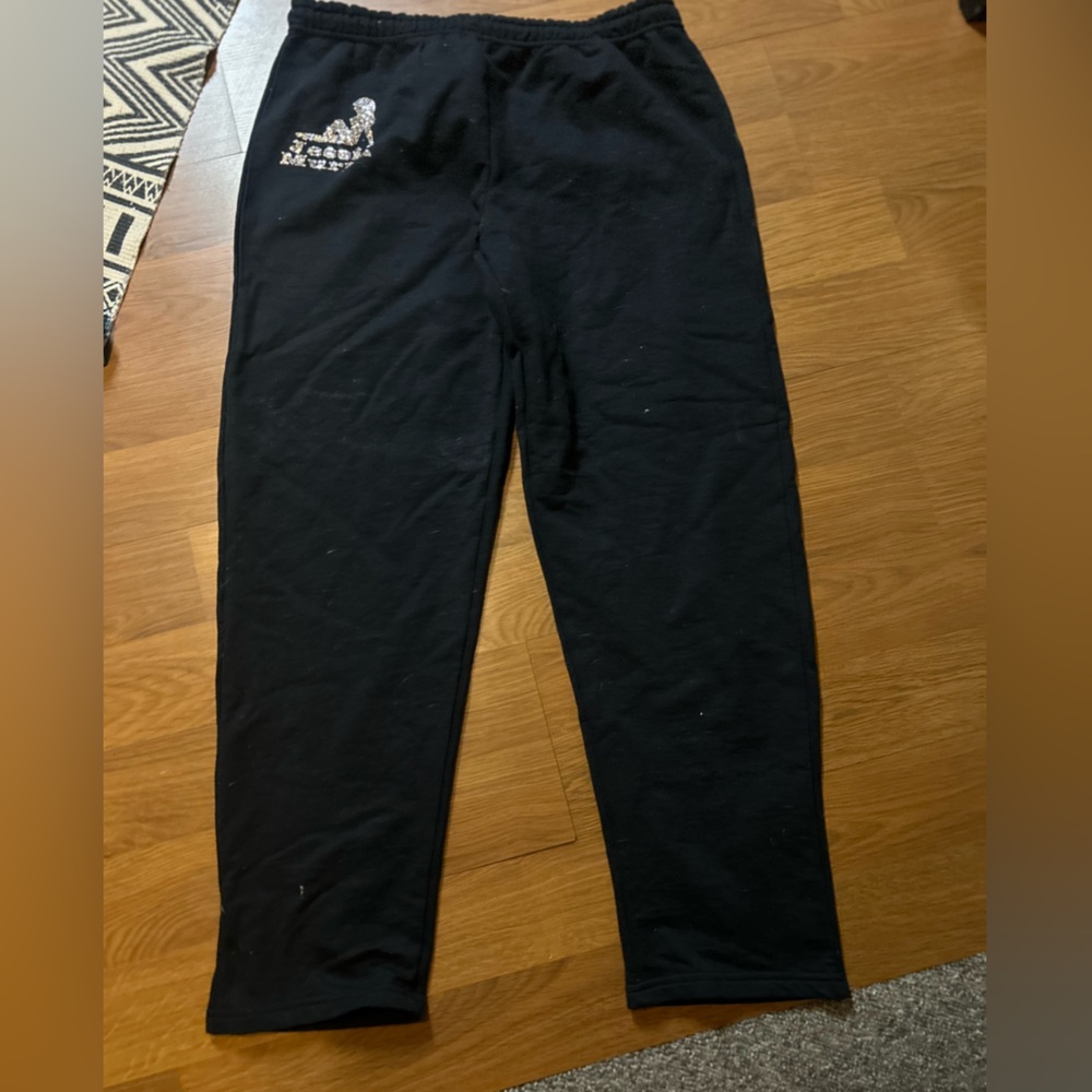 NWOT Jessie Murph Bedazzled Wide Leg Sweatpants